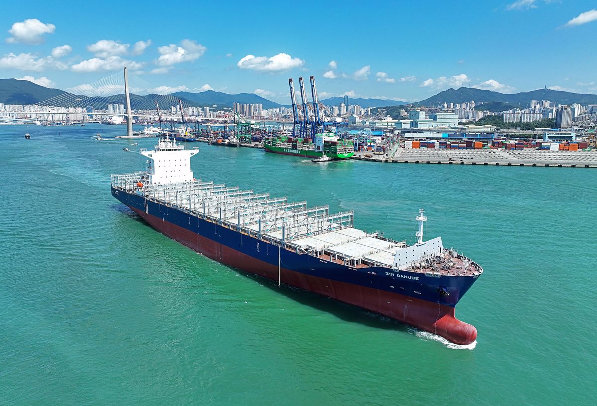 MPC Capital Unveils Two Methanol-ready Containerships